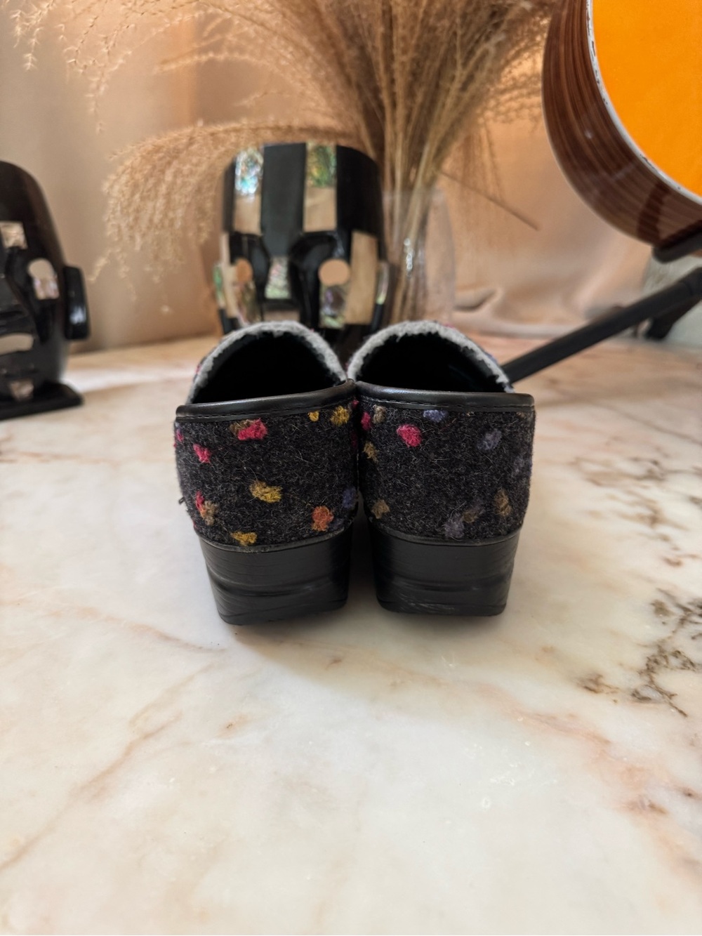 Dansko Professional Floral Wool Felt Clogs Women’s EU 38 Black Comfort Shoes - Picture 4 of 9